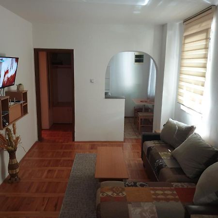 Ni City Center Apartment 1 מראה חיצוני תמונה