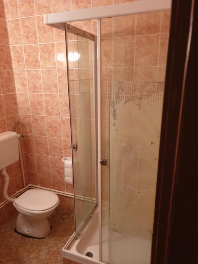 Ni City Center Apartment 1 מראה חיצוני תמונה