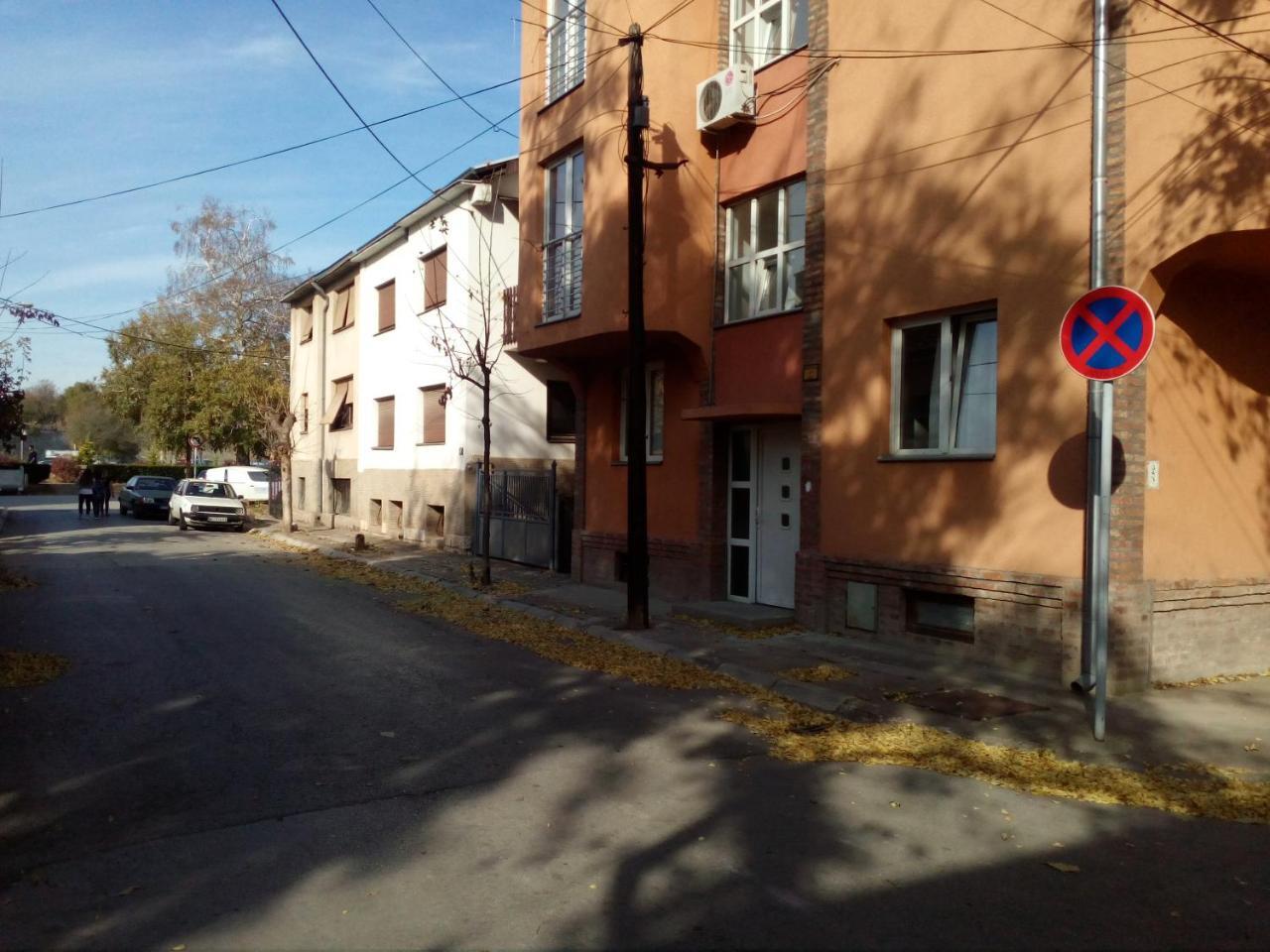 Ni City Center Apartment 1 מראה חיצוני תמונה